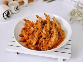 取出装盘即可食用。