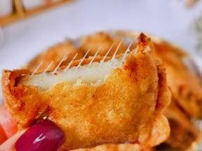 带鱼肉质细腻嫩。