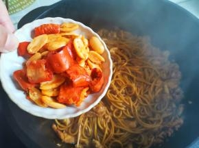 加入香脆椒。