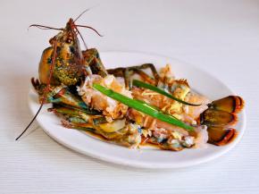 放上葱，姜丝。