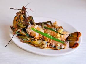 放上葱，姜丝。