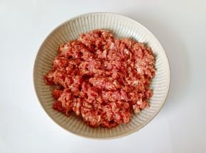 顺着一个方向搅拌均匀。