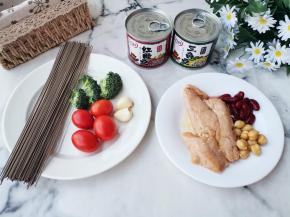 准备好所有食材。