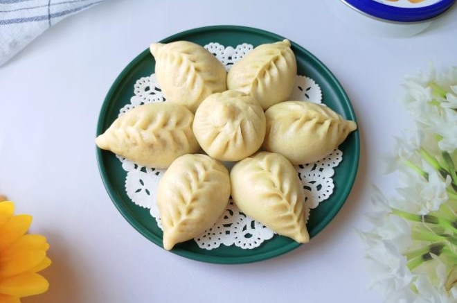 杂粮牛肉小笼包