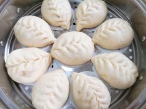 焖5分钟出锅。