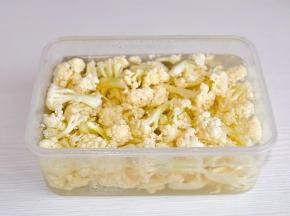 冷水中加盐泡10分钟。