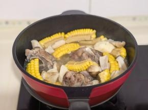 再炖5分钟关火。