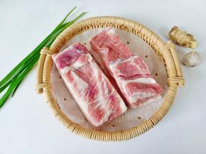 准备好所有的食材。