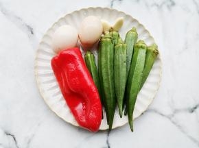 准备好所有食材。