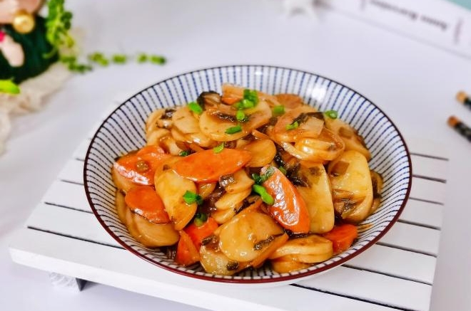 雪菜火腿炒年糕