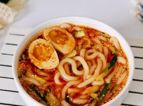 这款酱汁做面或者凉拌菜也好吃。