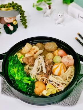 天冷吃火锅太合适了。