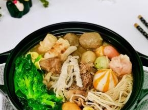 天冷吃火锅太合适了。