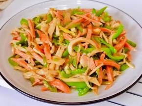 色彩搭配好吃又好看。