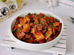 这道菜口感真的太香了。