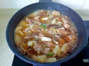 最后撒葱花即可出锅了！