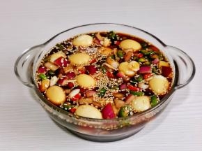 盖上盖子放入冰箱冷藏一夜。