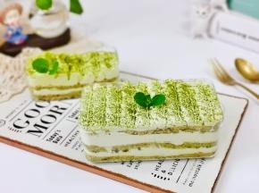 撒上抹茶粉就可以啦！