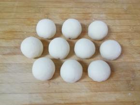 所有的包子包好。