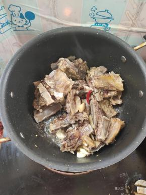 再翻炒七八下！