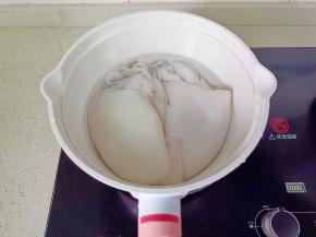 墨鱼冷水下锅。