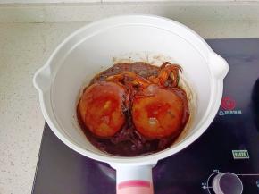 炖煮到汤汁变少，开大火收汁即可出锅！