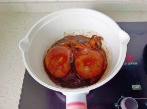 炖煮到汤汁变少，开大火收汁即可出锅！