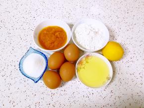 准备好食材，称好重量。 