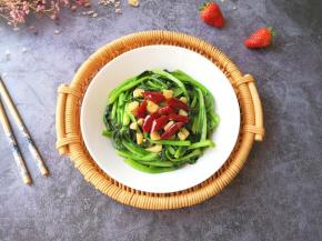 春天的蔬菜特别嫩。