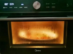 大火蒸7-8分钟即可。（一斤鱼的时间）