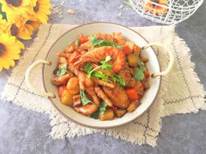 鸡爪鸡翅软烂脱骨。