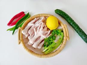 准备好新鲜的食材。