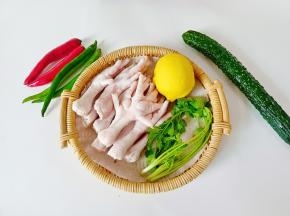 准备好新鲜的食材。