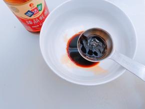 加入味达美臻品蚝油