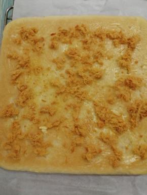 均匀的撒上肉松