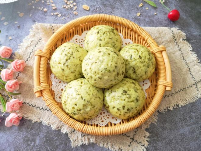 苜蓿菜馒头