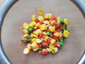 捞出控水备用。