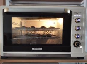 放入预热好的风炉，风炉模式，170度烤10分钟。