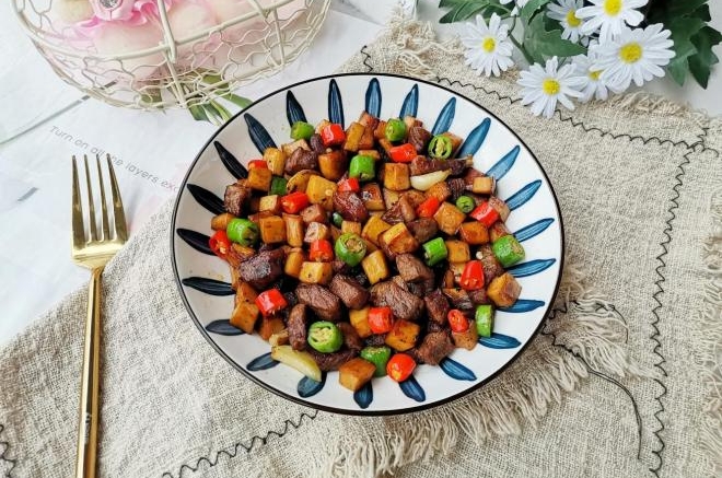 杏鲍菇牛肉粒