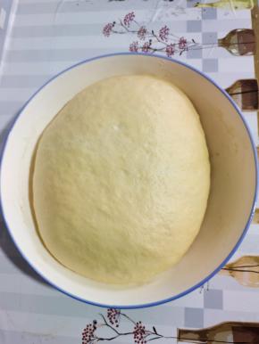 放在温暖的地方，发酵至两倍大！