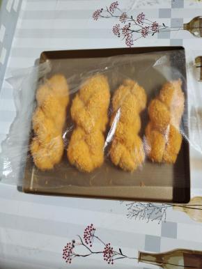 盖上保鲜膜，醒半个小时！