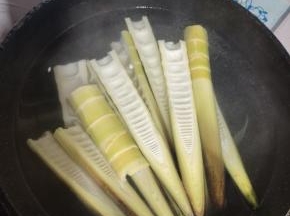 笋冷水下锅！