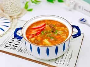 一碗浓浓的罗宋汤。