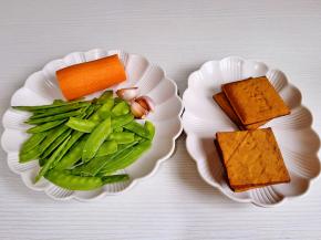 准备食材。