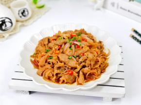 简单快手家常小炒。