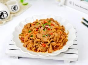 简单快手家常小炒。