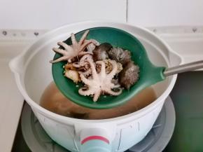 煮熟捞出。