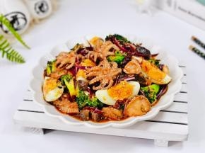 简单快手凉拌菜。