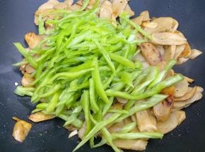 加入青椒丝
