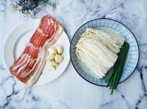 准备好所有食材。
